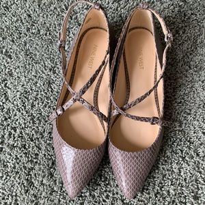 Beautiful Nine West Flats